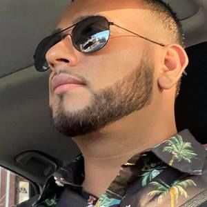 Meet your Posher, Leo